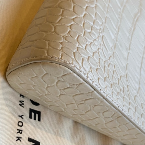 APEDE MOD WHITE CROC EMBOSSED LEATHER HOBO CHAIN SHOULDER FROGGY BAG - Picture 10 of 16